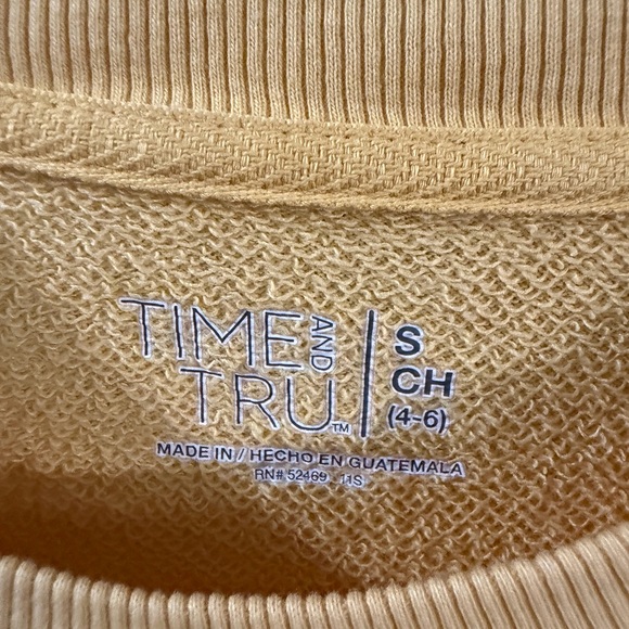 Time and Tru Small Viral Sweatshirts Bundle - Picture 4 of 9